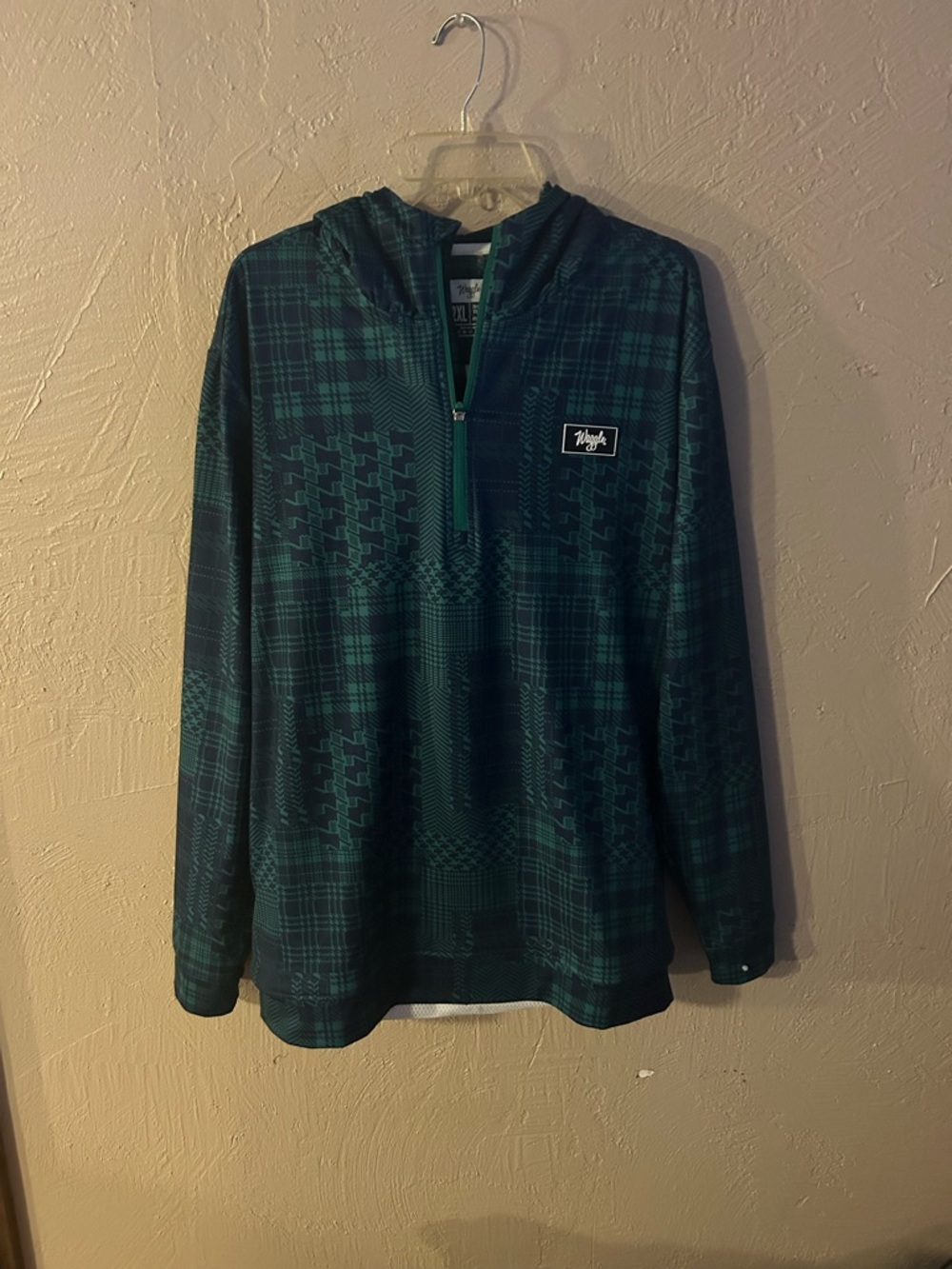 Waggle Navy & Green Hooded Quarter-Zip Pullover